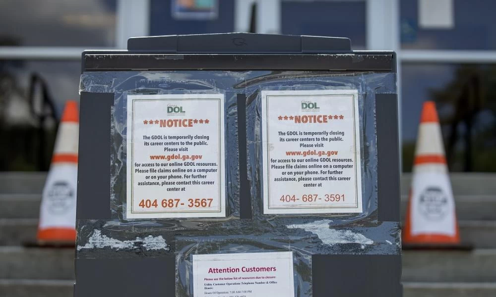 ΗΠΑ: Σε δραματικά επίπεδα αυξήθηκε η ανεργία τον Απρίλιο λόγω του κορονοϊού